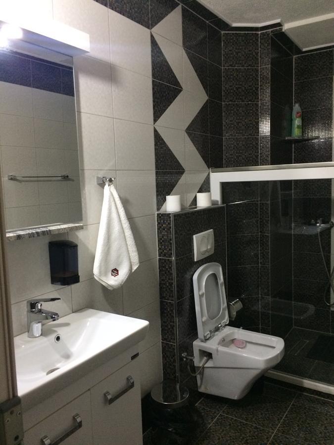 Hotel Millenium2 Призрен Экстерьер фото