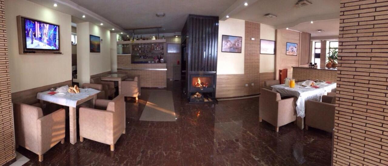 Hotel Millenium2 Призрен Экстерьер фото